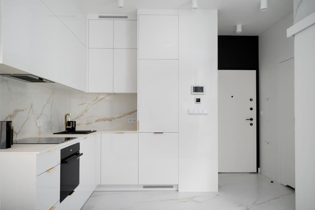 Urban Chic - Grzybowska 37 - Luxury Apartment Warsaw