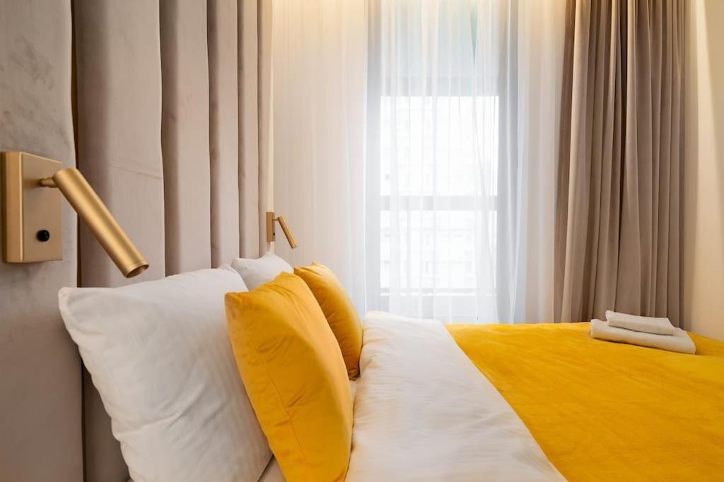 Urban Chic - Grzybowska 37 - Luxury Warsaw
