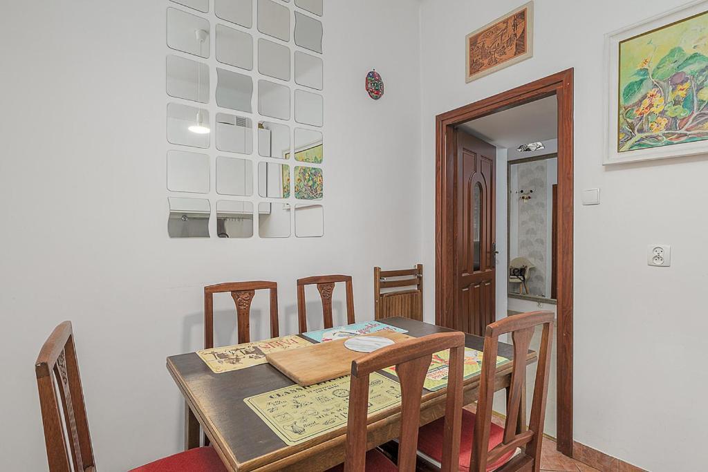 Apartament Rynek Nowego Miasta 27 By Nyx Warszawa