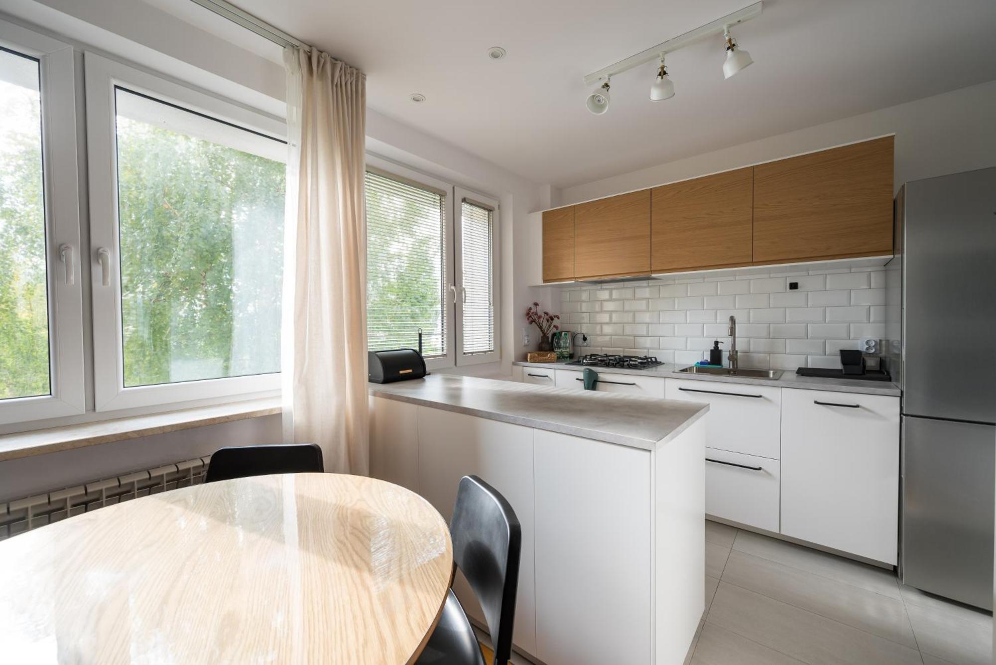 Metro Stoklosy 2-bedroom