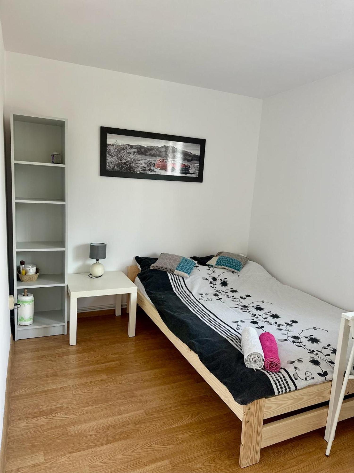 Guest house Na Zaciszu - Metro Zacisze