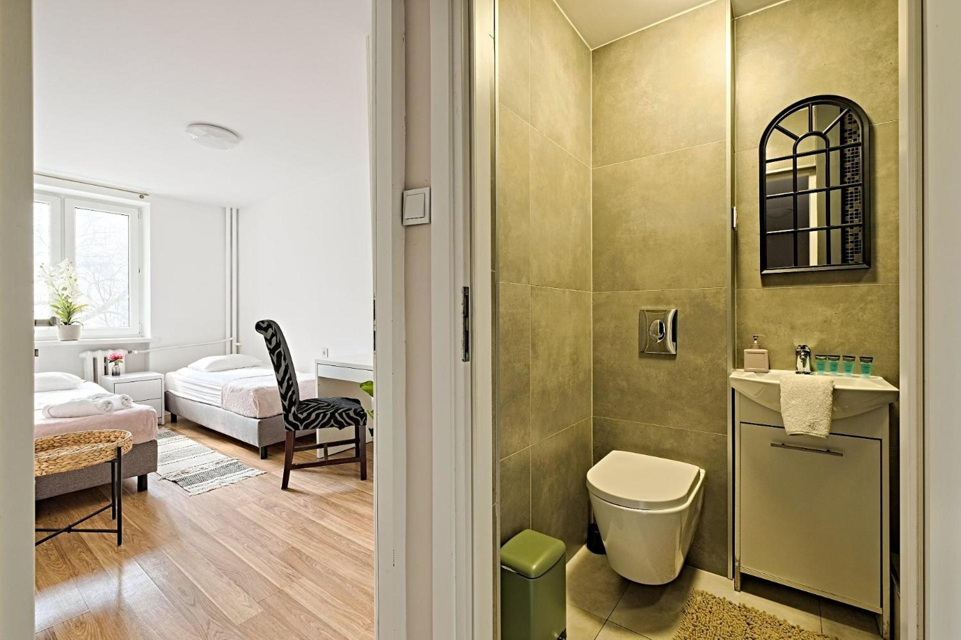 Oasis 2 In Center Downtown Warsaw