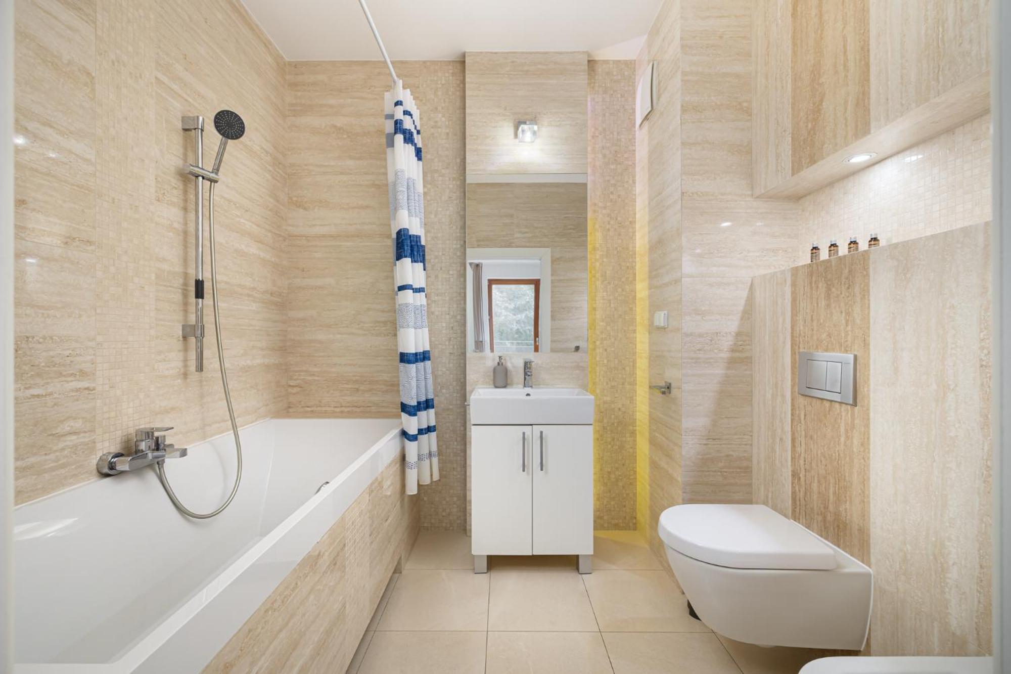 3-bedroom Luxurious With View Căn hộ