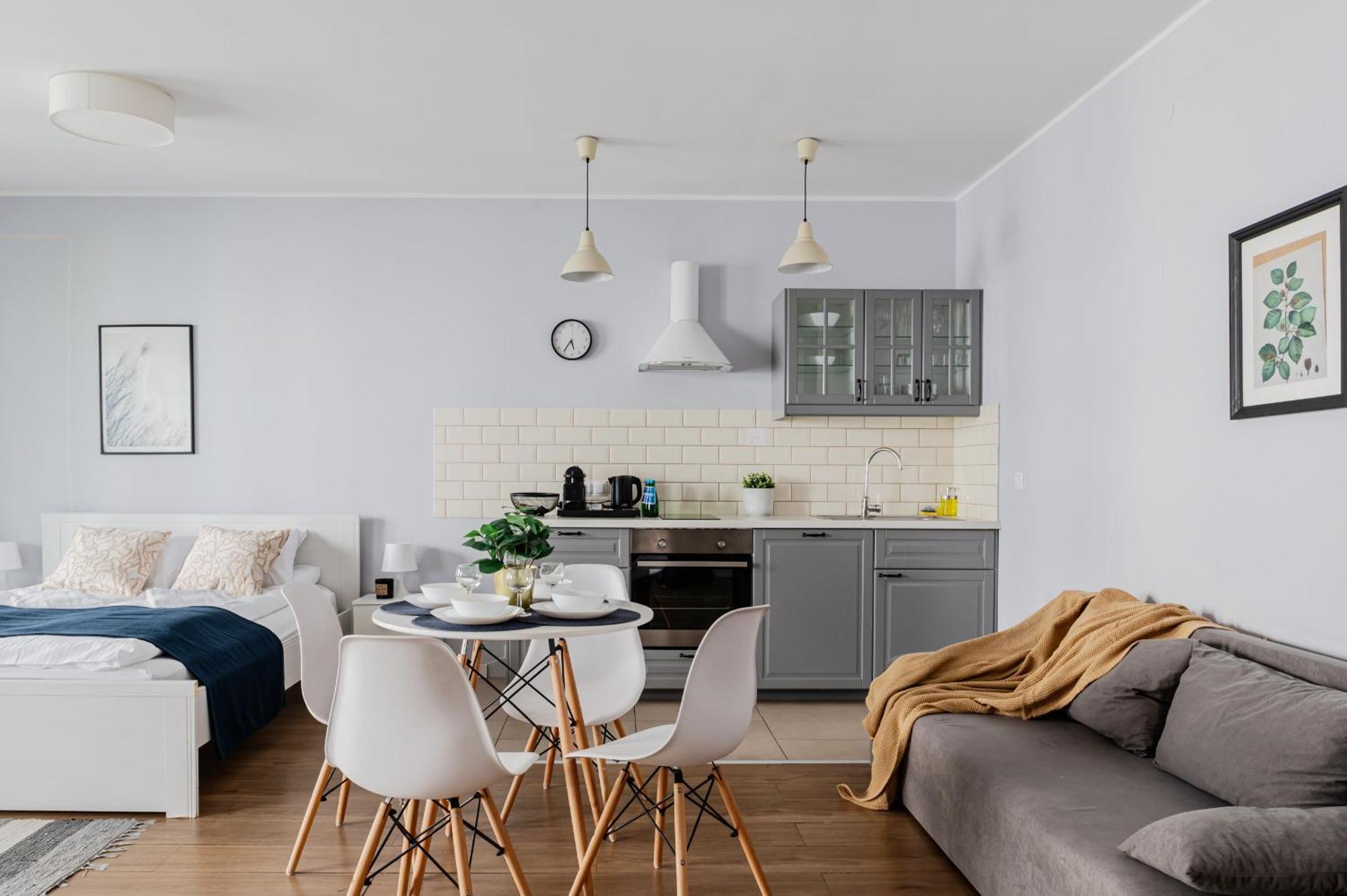 West Station By Arrenda Apartment Warsaw