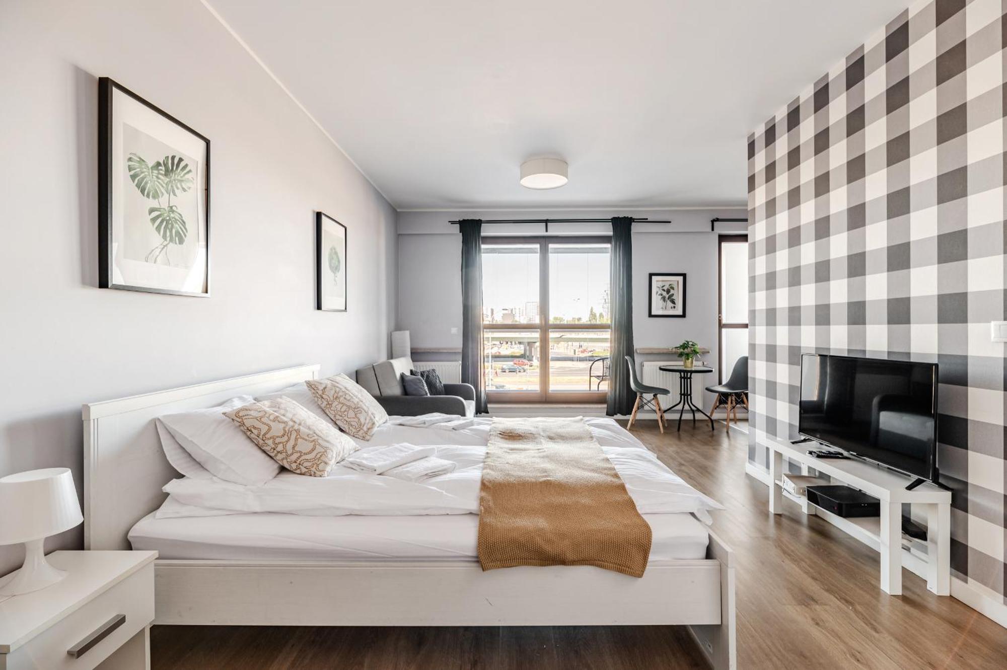 Apartment West Station By Arrenda Warsaw