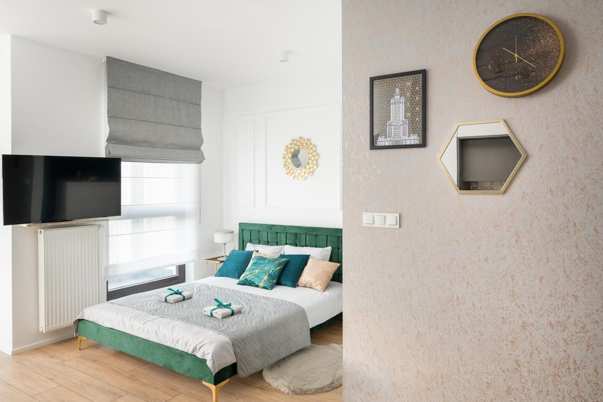 Apartamento Urban Gem With Private Parking, Balcony At Metro Station, Only 10 Min To City Centre Varsóvia