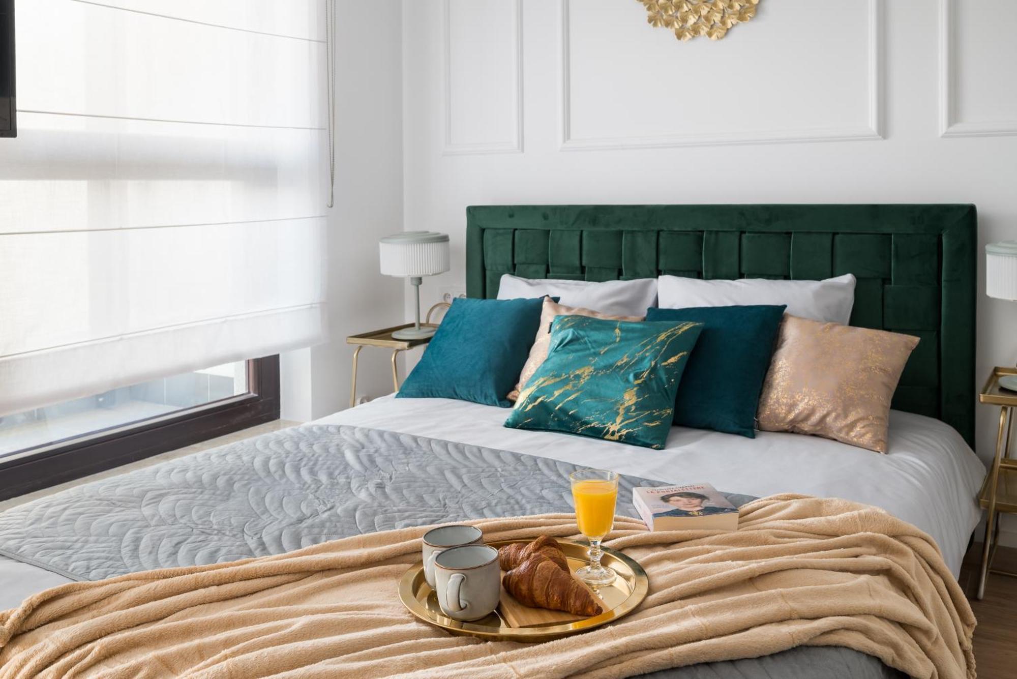 Apartamento Urban Gem With Private Parking, Balcony At Metro Station, Only 10 Min To City Centre *