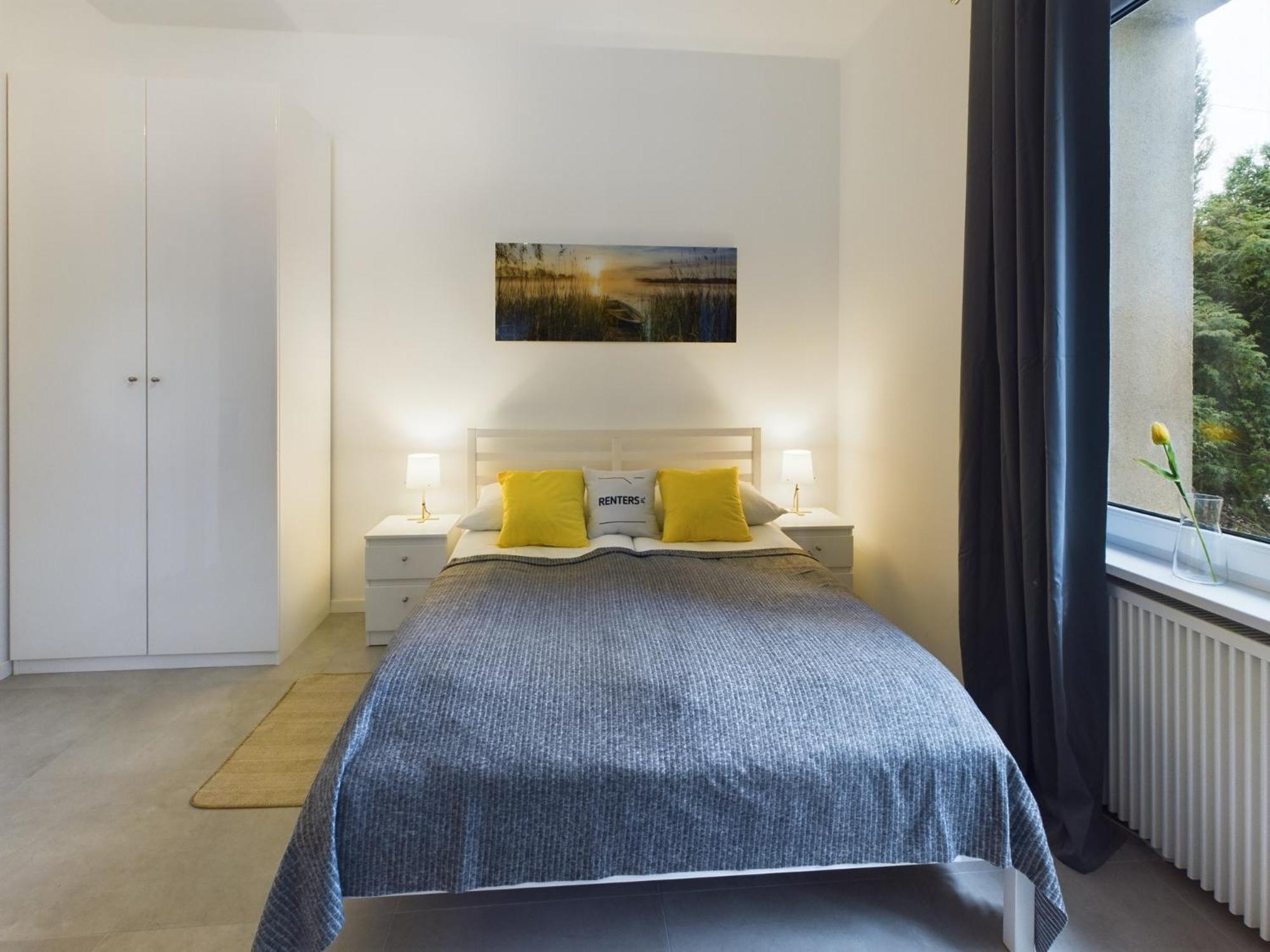 With Parking And Garden Near Chopin Airport By Renters *