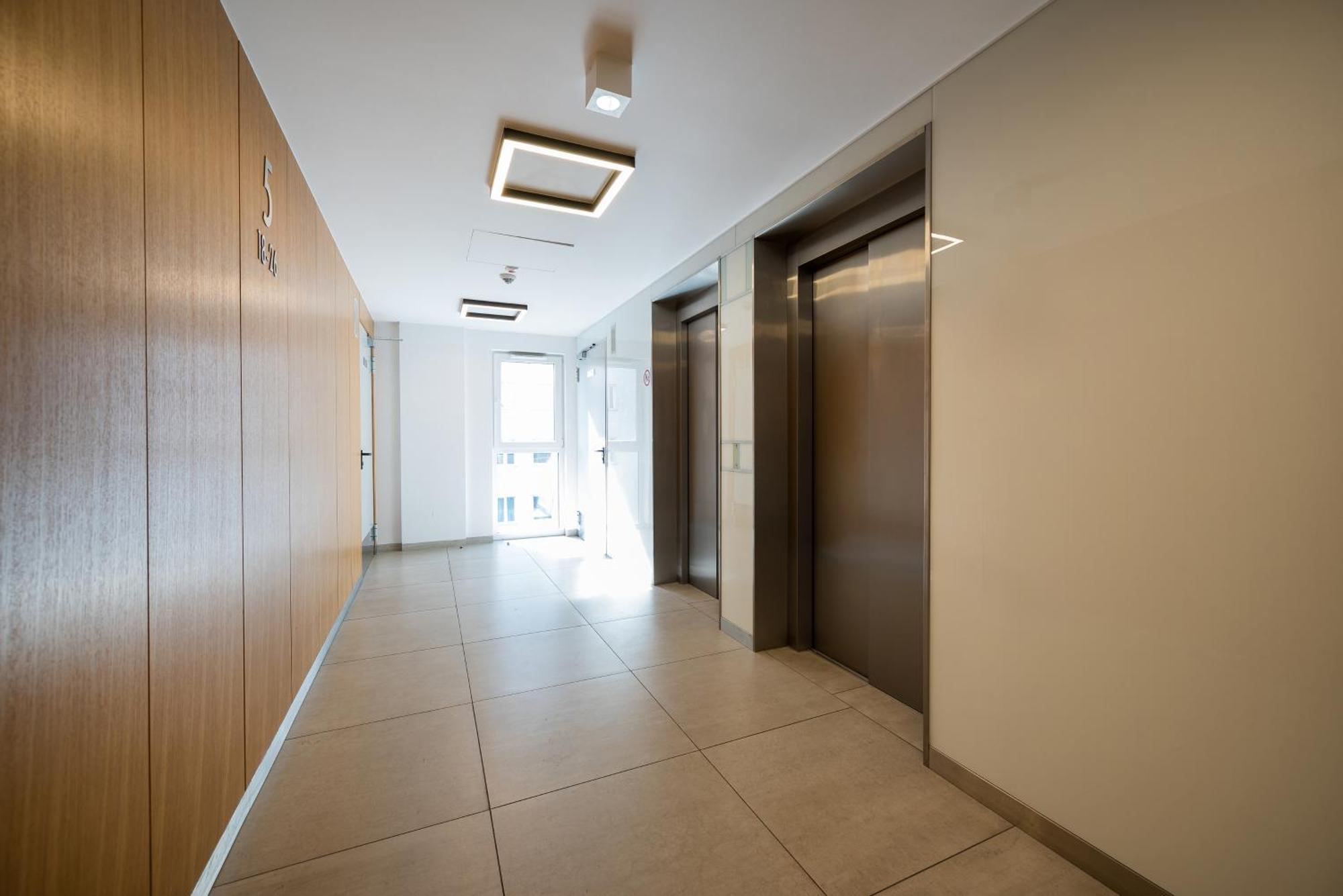 Apartment Rondo Wiatraczna Deluxe Warsaw