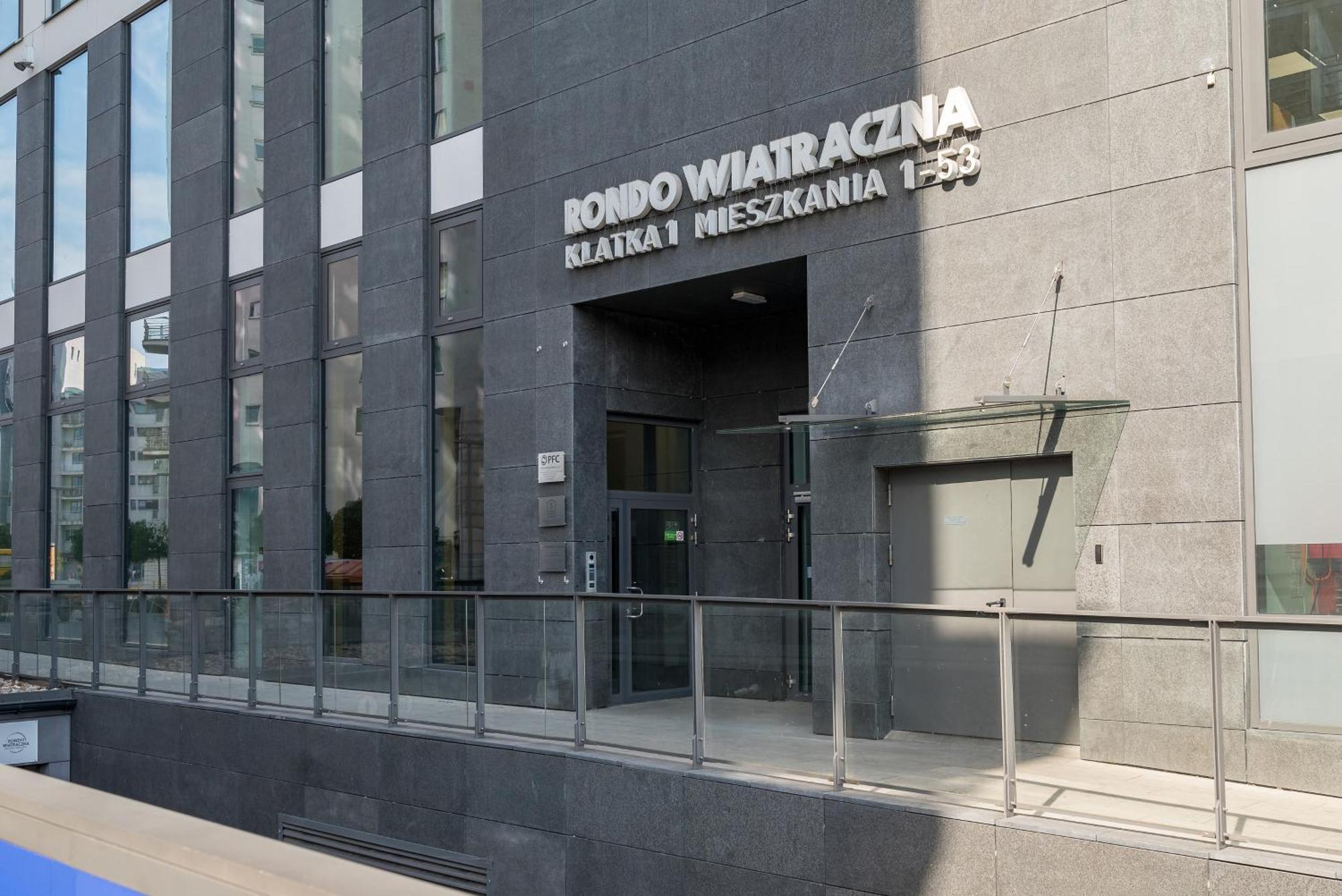 Rondo Wiatraczna Deluxe *