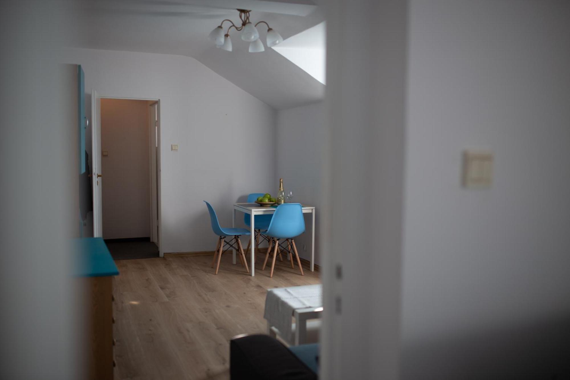 Old Town Flat At Podwale Street Apartment