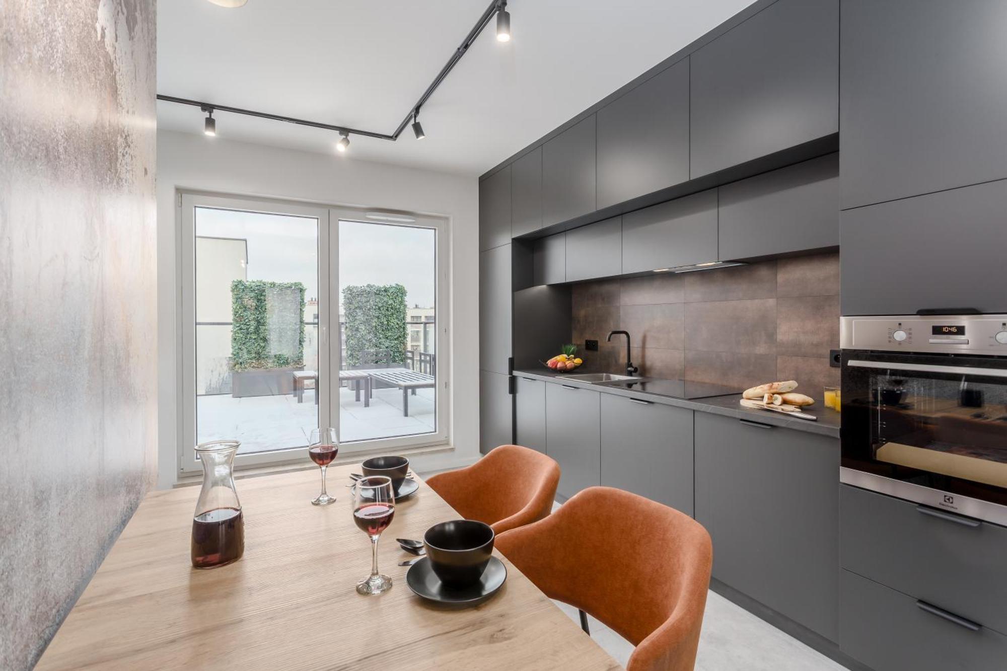 Apartment Modern & Luxurious With Private Jacuzzi *