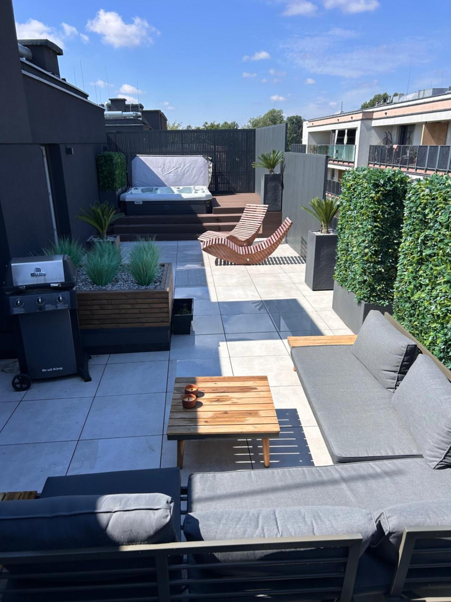 Apartment Modern & Luxurious With Private Jacuzzi *