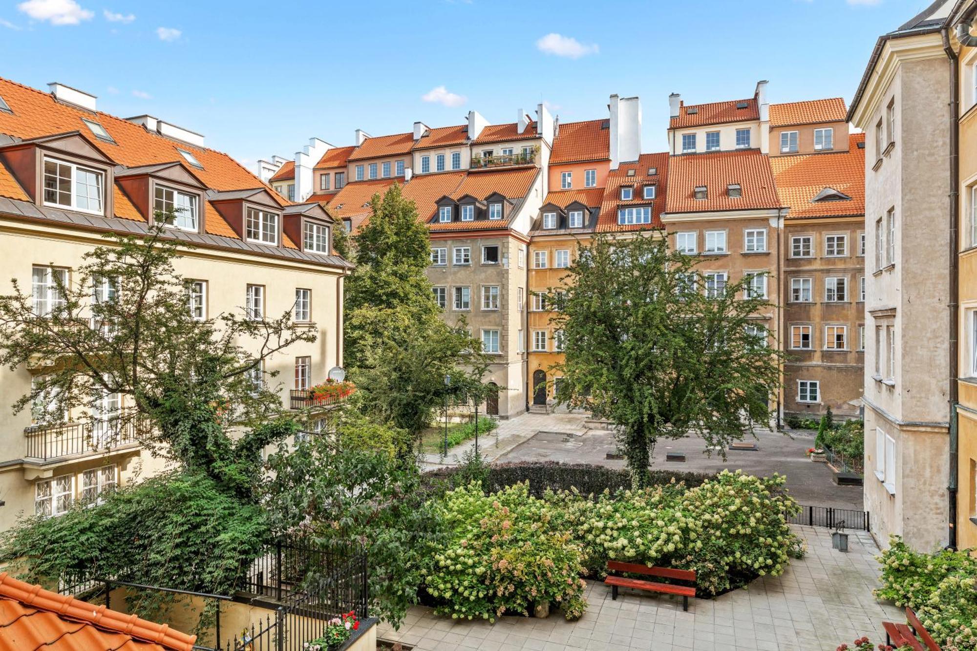 Cute In The Historic Old Town Of * Warsaw