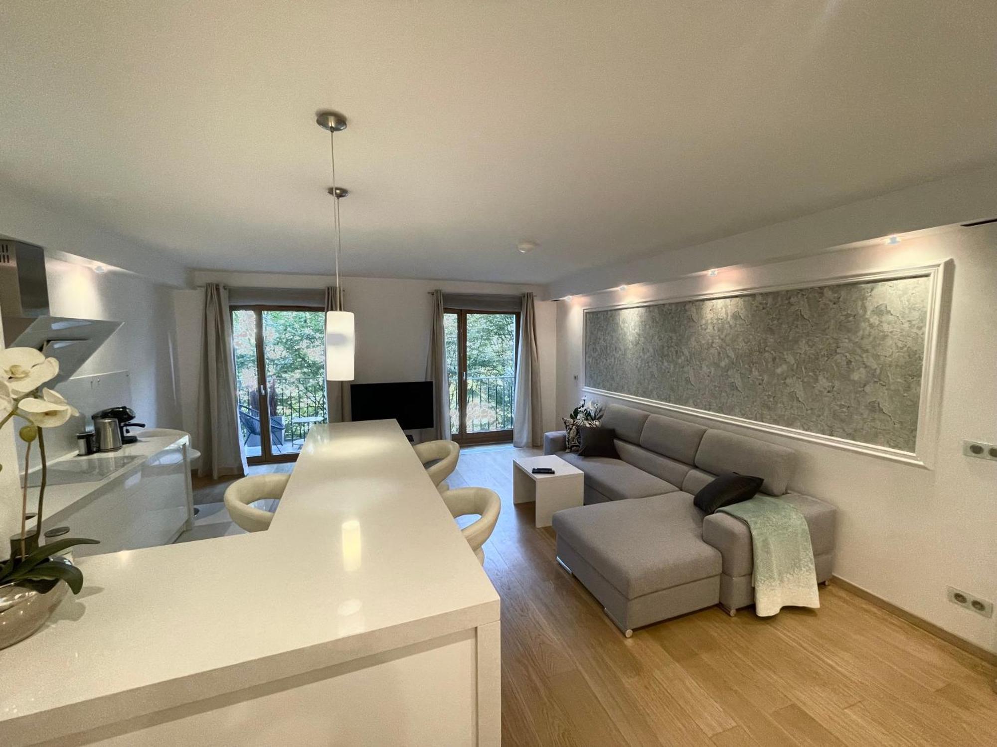 Luxury Prima Nowy Swiat *