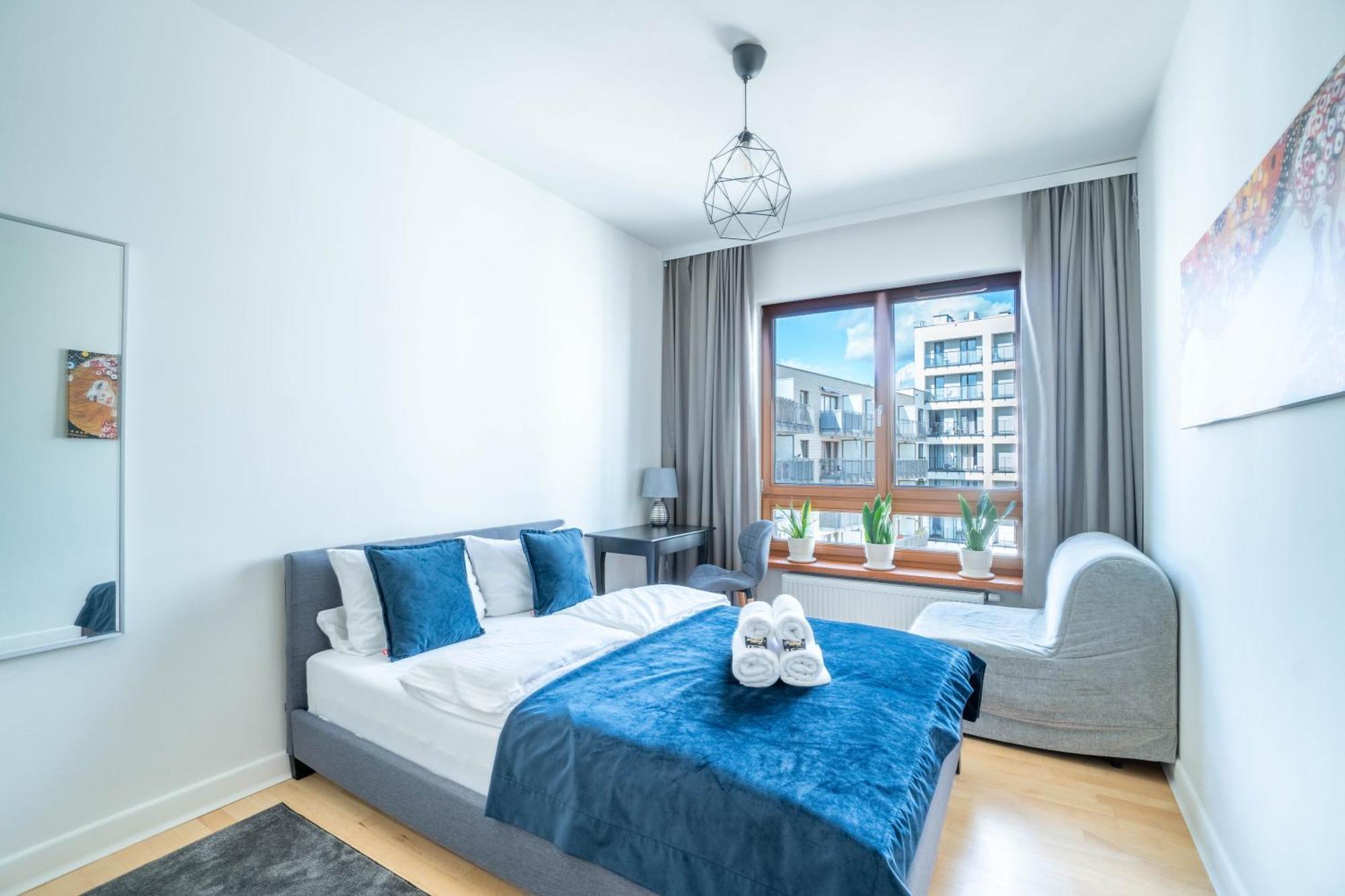 2-bedroom Modern Wola By Ecru Wwa32 Apartament
