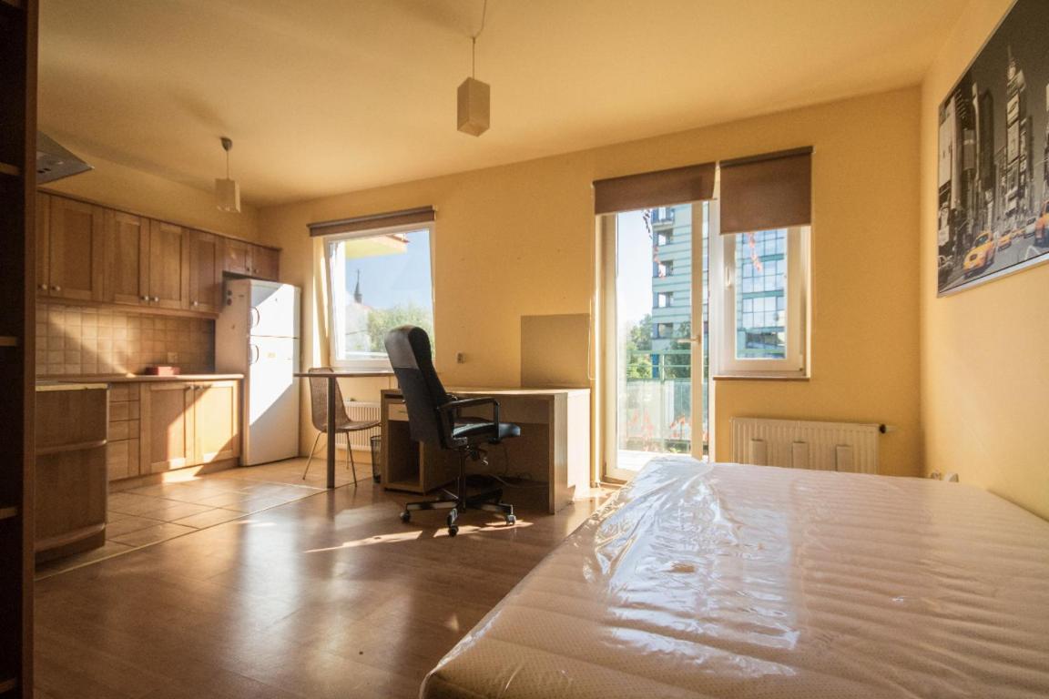 Apartment Metro Kabaty