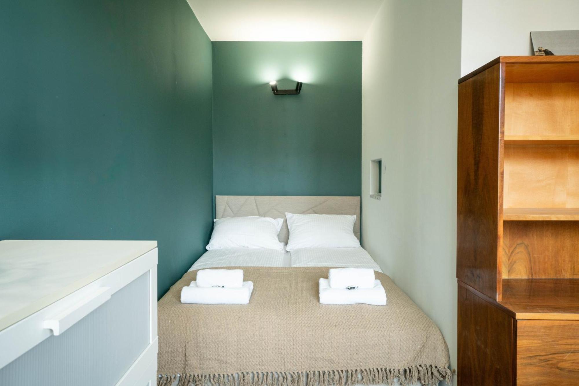 Spacious In Wola By Ecru Wwa91 Apartamento *