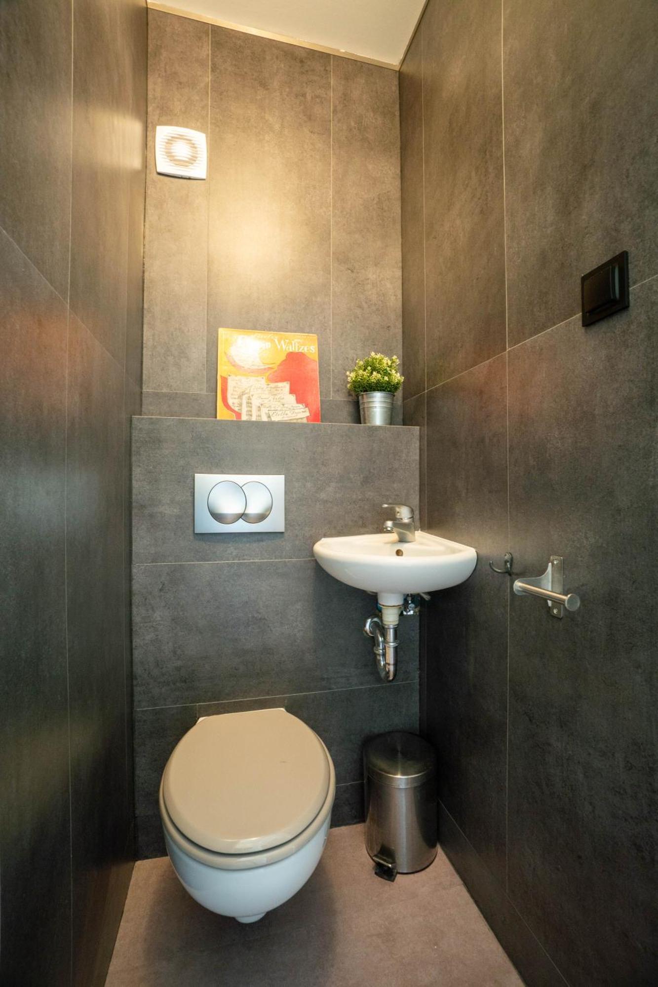 Spacious In Wola By Ecru Wwa91 Apartamento *