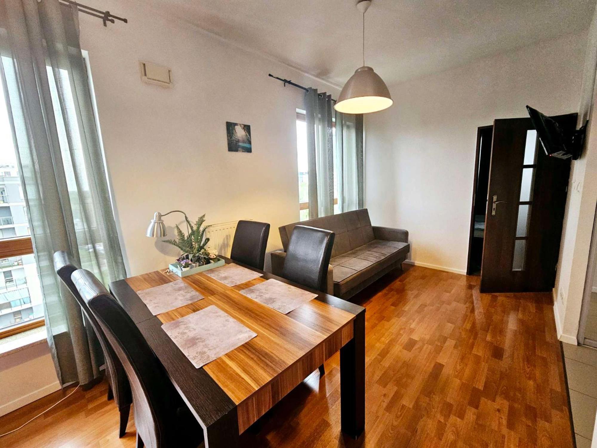 Apartment First -- Zoliborz 3 *