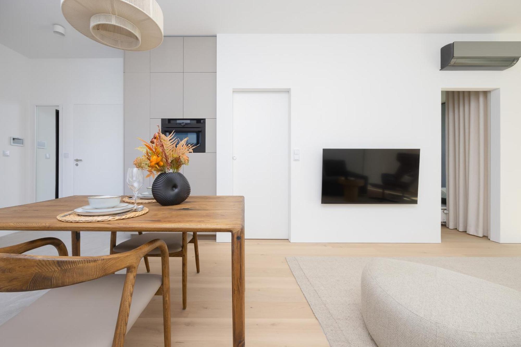 Apartment Stylish Grzybowska By Renters