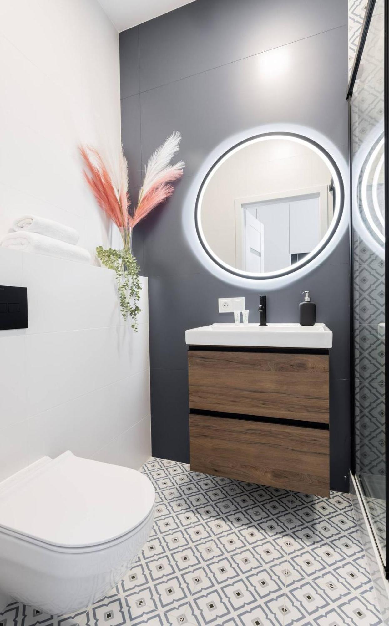 Stylish Studio Apartments In City Center Sienna Apartament *