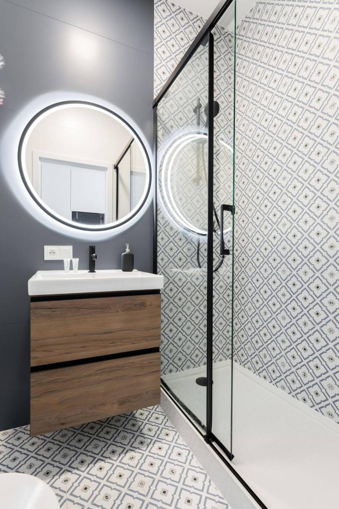Stylish Studio Apartments In City Center Sienna Apartament *