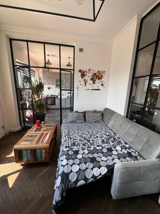 Lux Canada Penthouse Apartment Warsaw