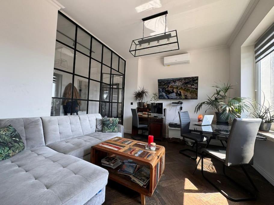 Apartment Lux Canada Penthouse *
