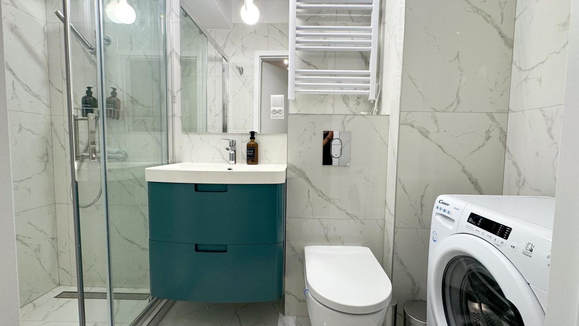 B2 - Noble - Haven - Shared Bathroom Apartament Warszawa