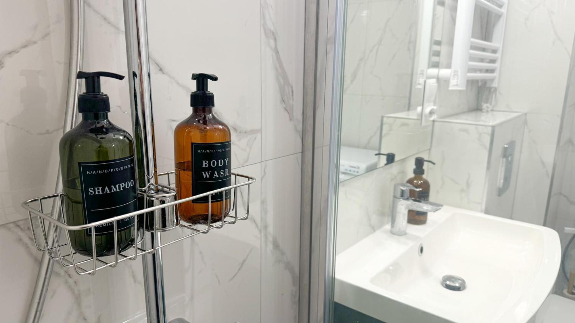 B2 - Noble - Haven - Shared Bathroom Apartament *