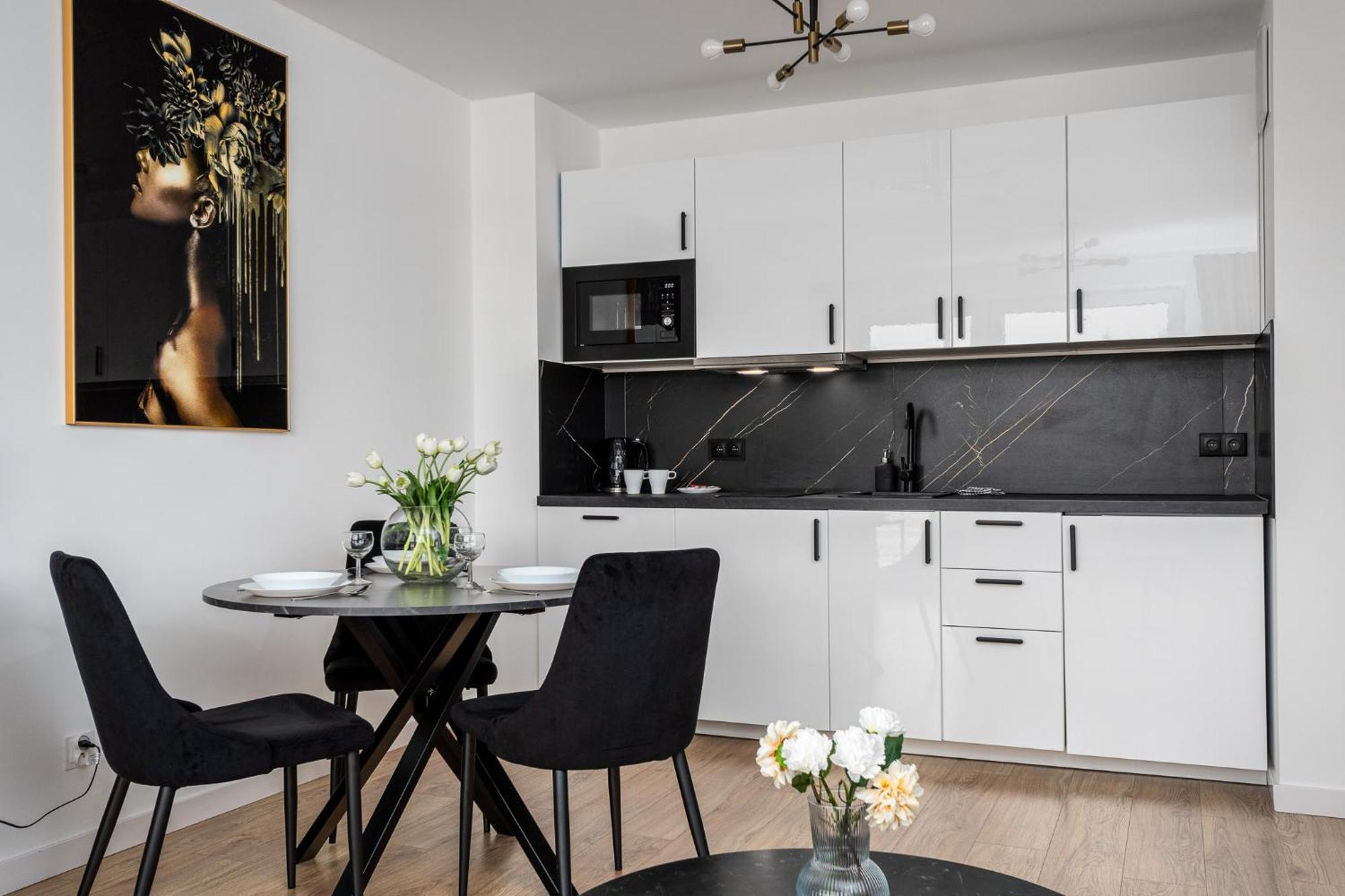 Pileckiego 59 By Perfect Free Parking Apartment