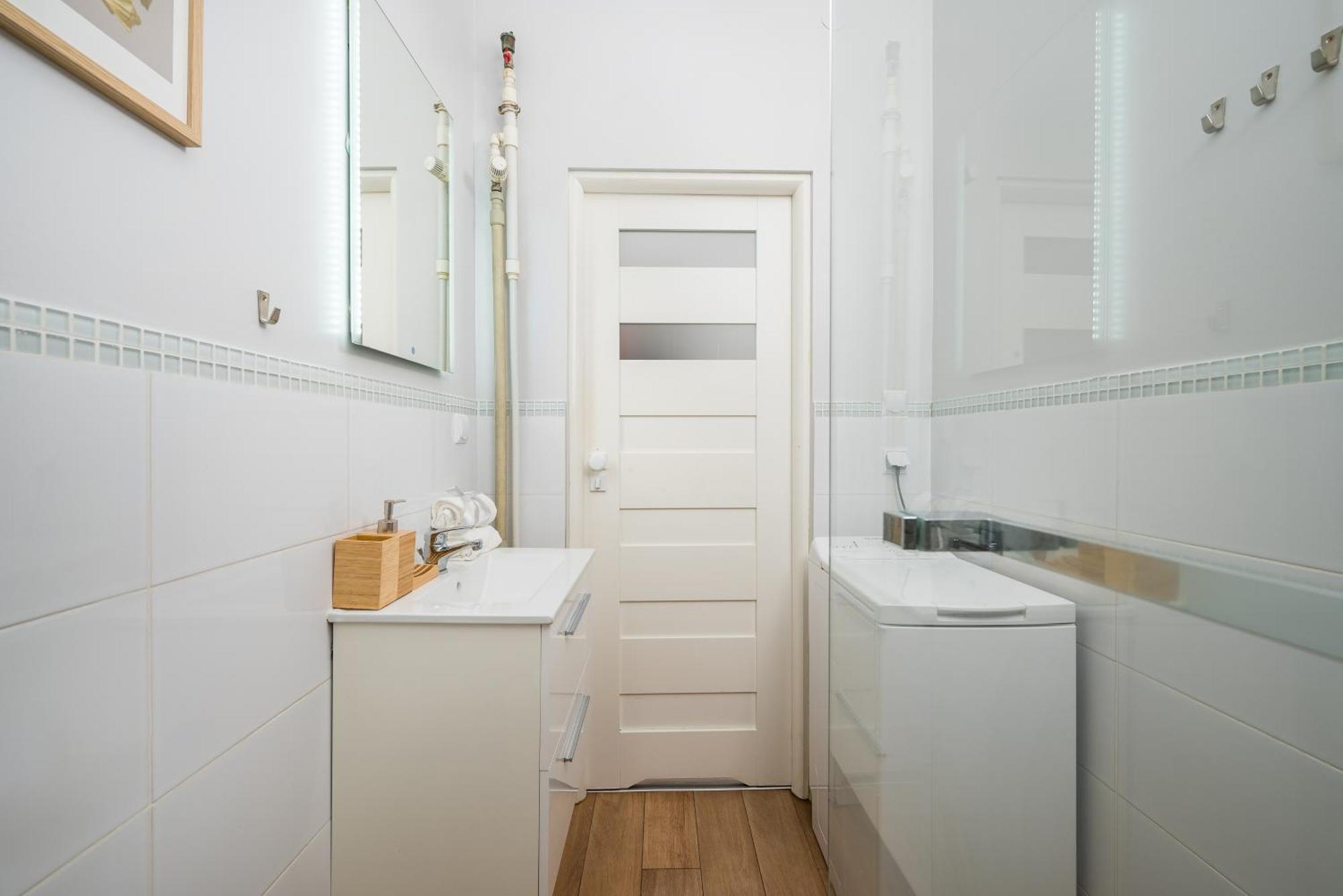 Pink Elephant 2x1br In Historic Tenement House 1 Km From Apartamento *