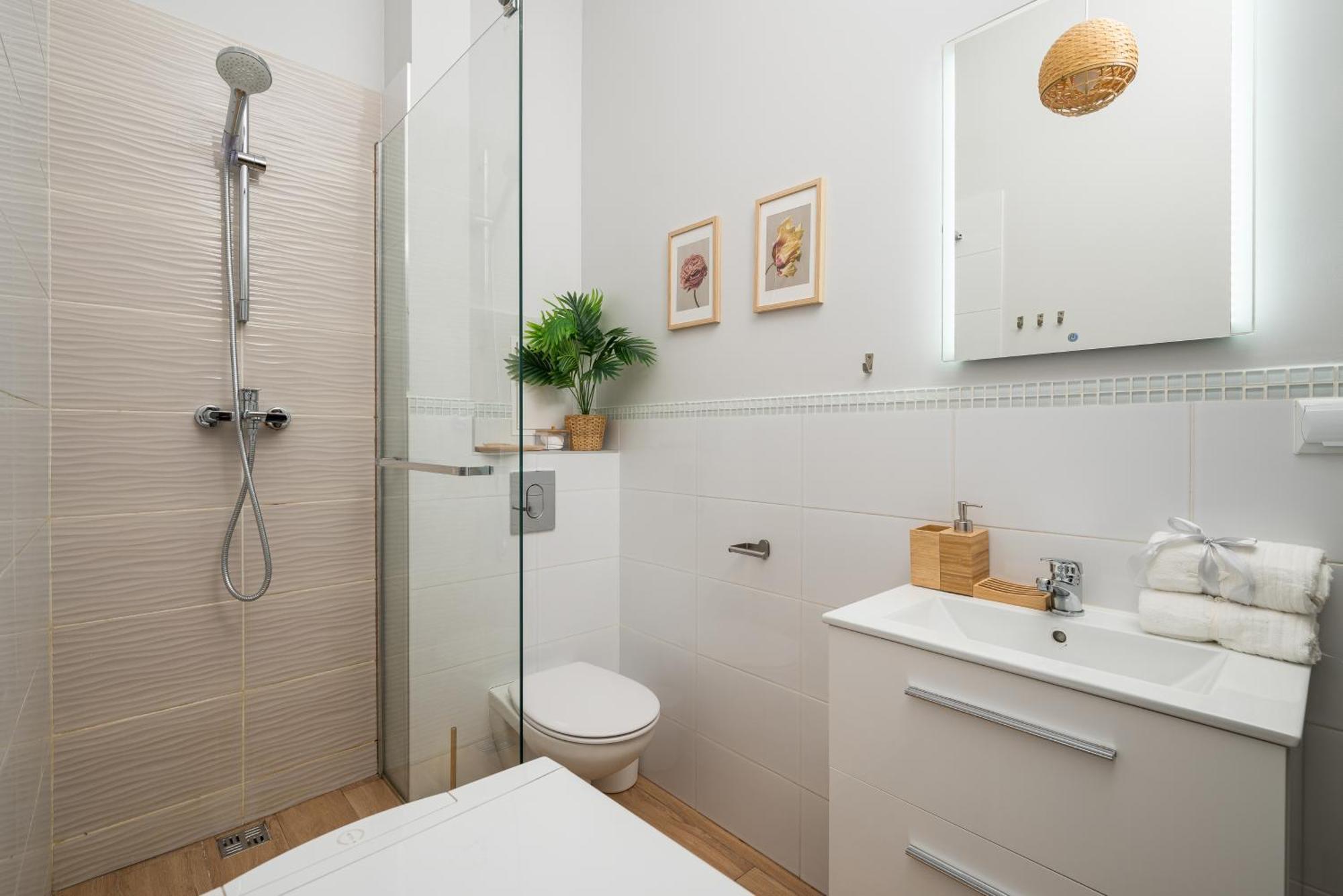 Pink Elephant 2x1br In Historic Tenement House 1 Km From Varsóvia