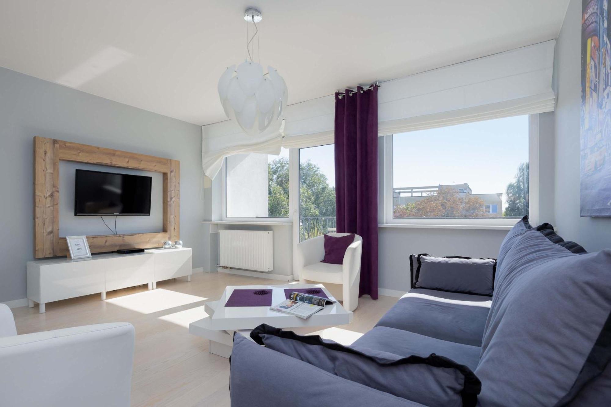 Stylish In Downtown By Renters Apartment *