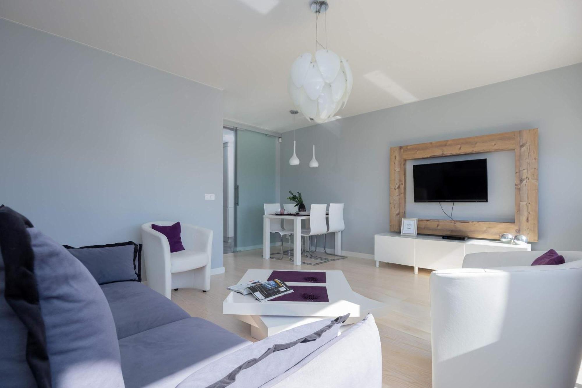 Stylish In Downtown By Renters * Warsaw