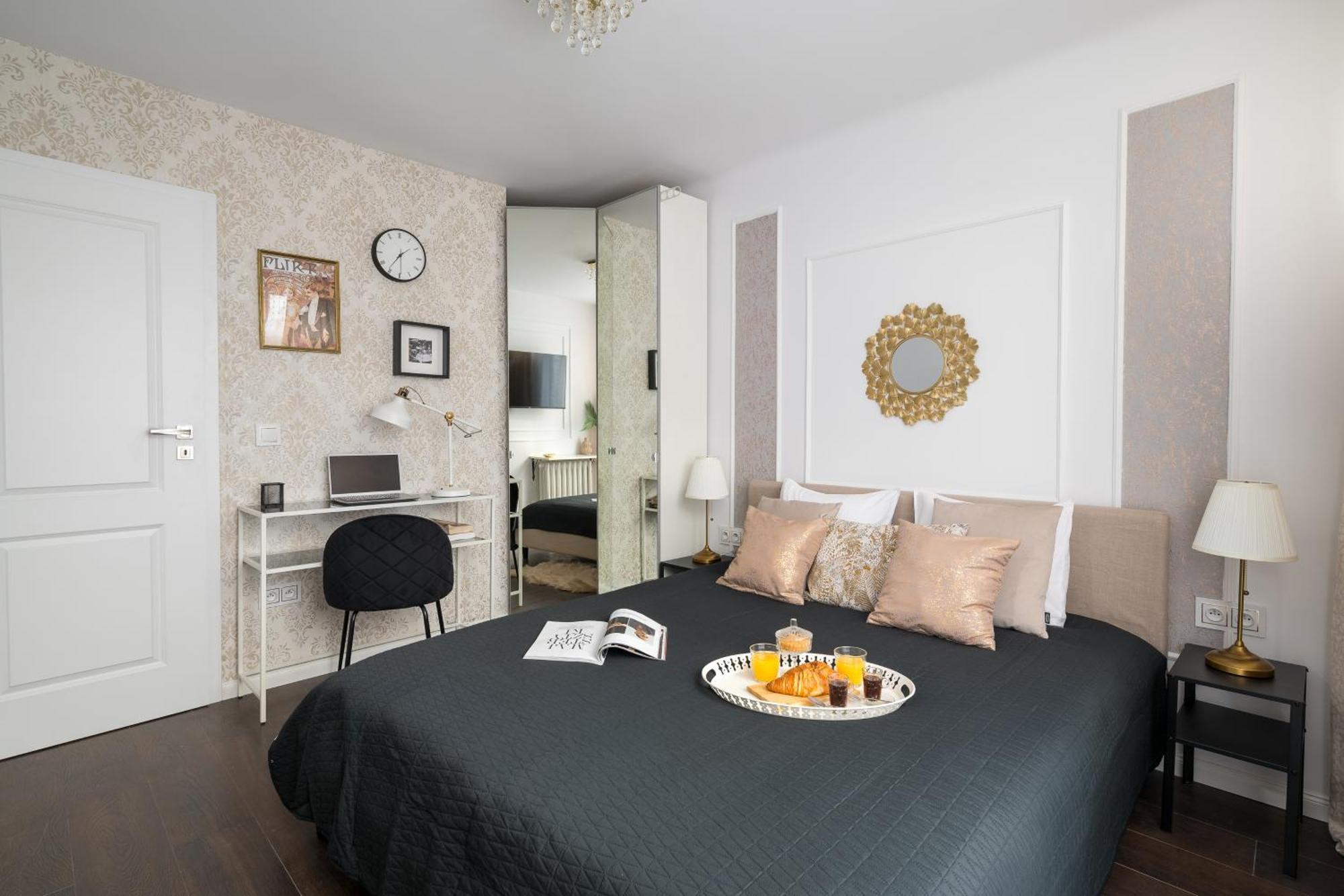 Apartment So Chic! 2-Bedroom Urban Suite 900M To Central Station Metro Rondo Onz *