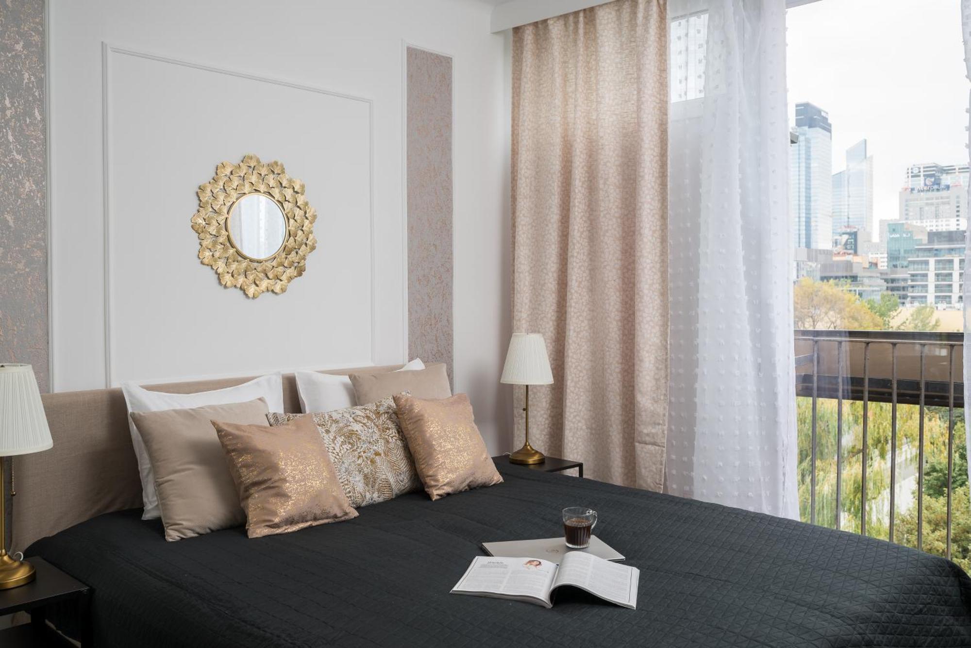 Apartment So Chic! 2-Bedroom Urban Suite 900M To Central Station Metro Rondo Onz
