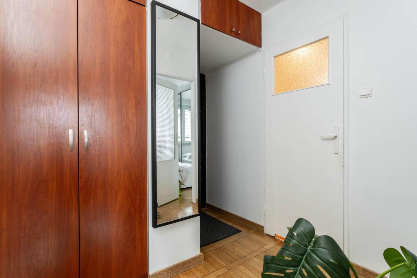 Apartment Bluebird With A View! Center *