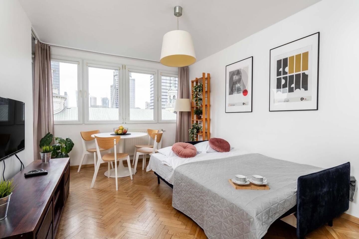 Bluebird With A View! Center Apartment Warsaw