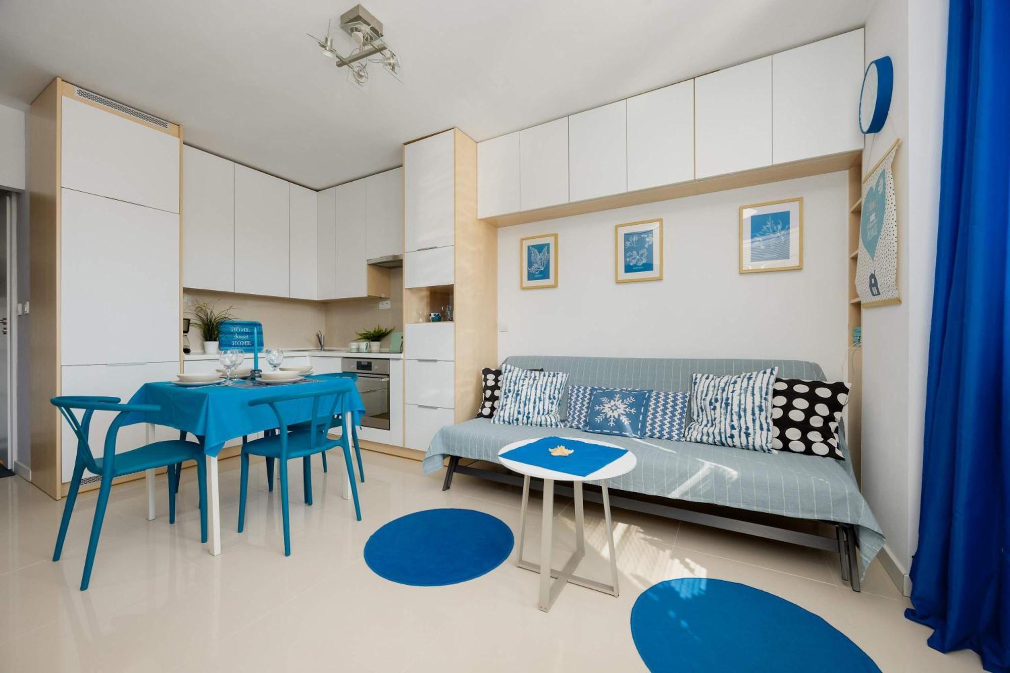Cosy With Smart Tv By Renters Apartment Warsaw