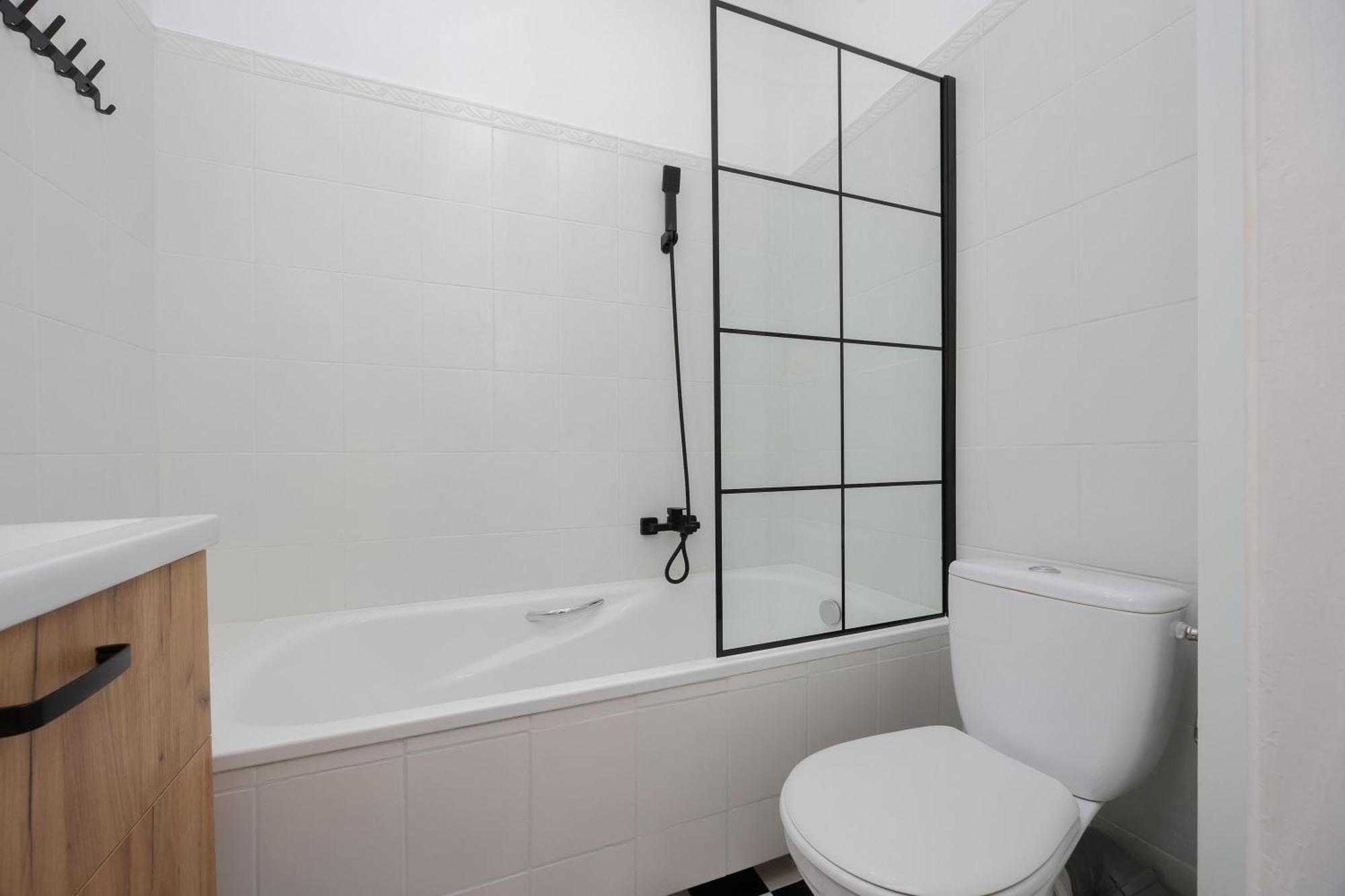 Exceptional For 4 People By Renters * Warsaw