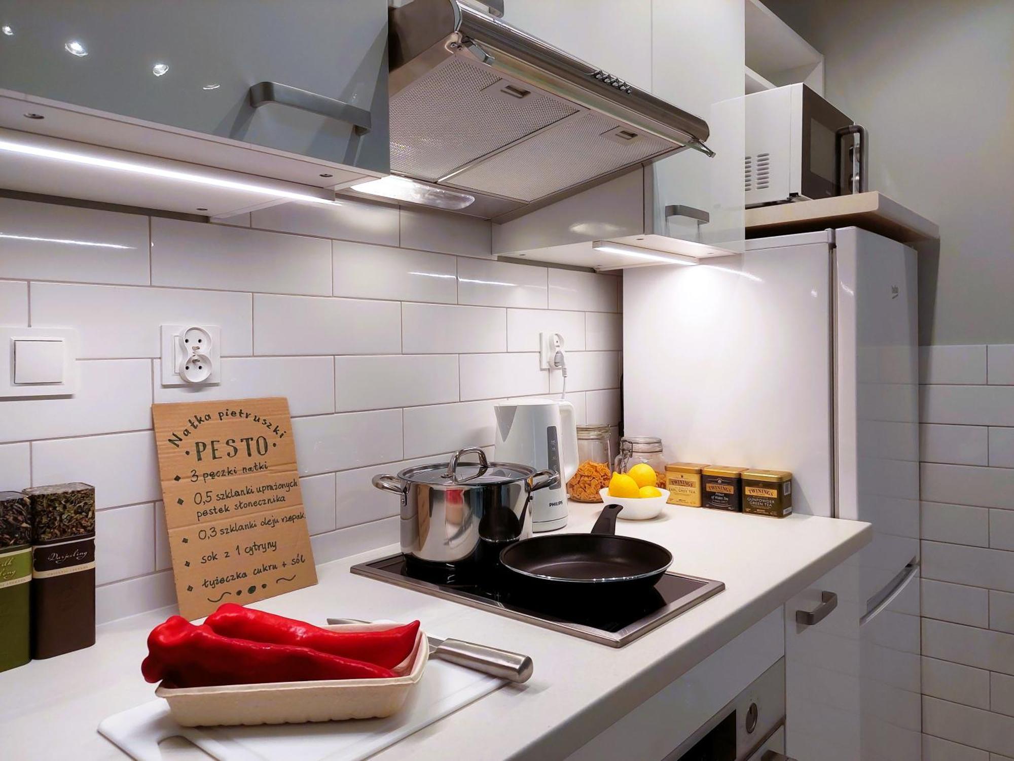 Metro Dzialdowska - Spacious Apartment *