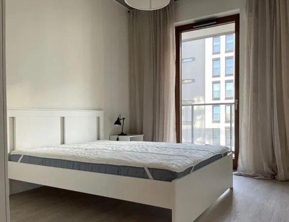 Apartment Comfy By Airport! *