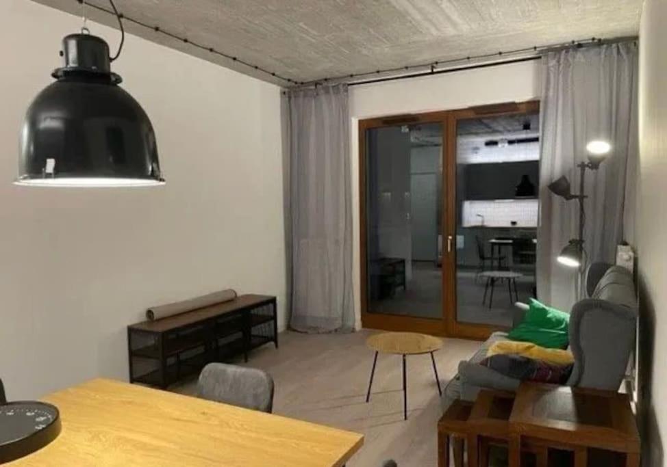 Apartment Comfy By Airport! Warsaw