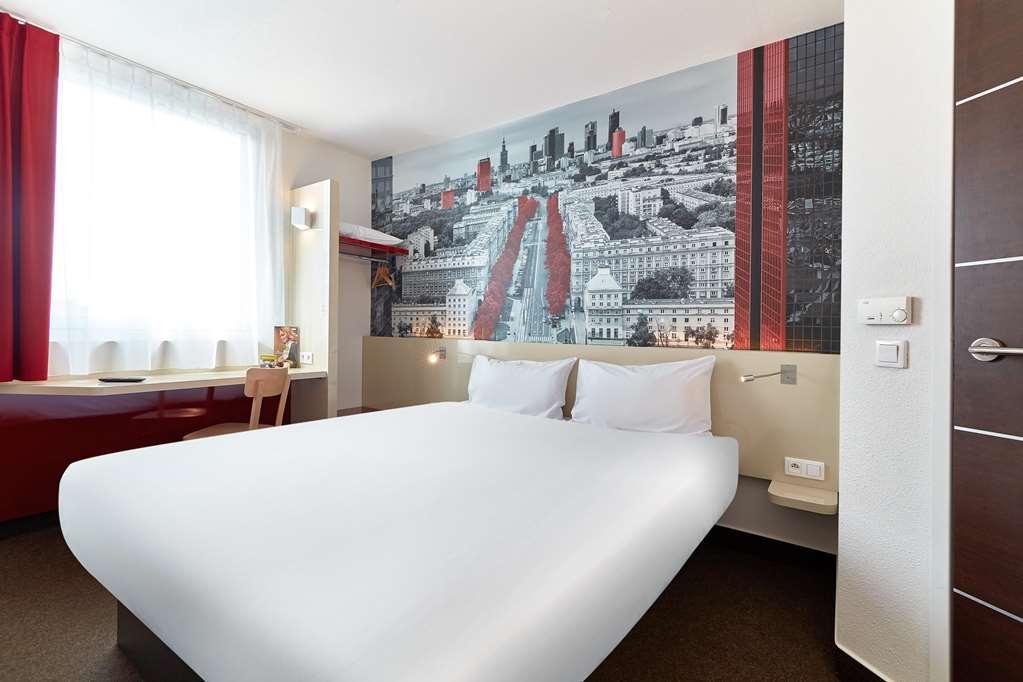 Warszawa-okęcie Hotel 2*