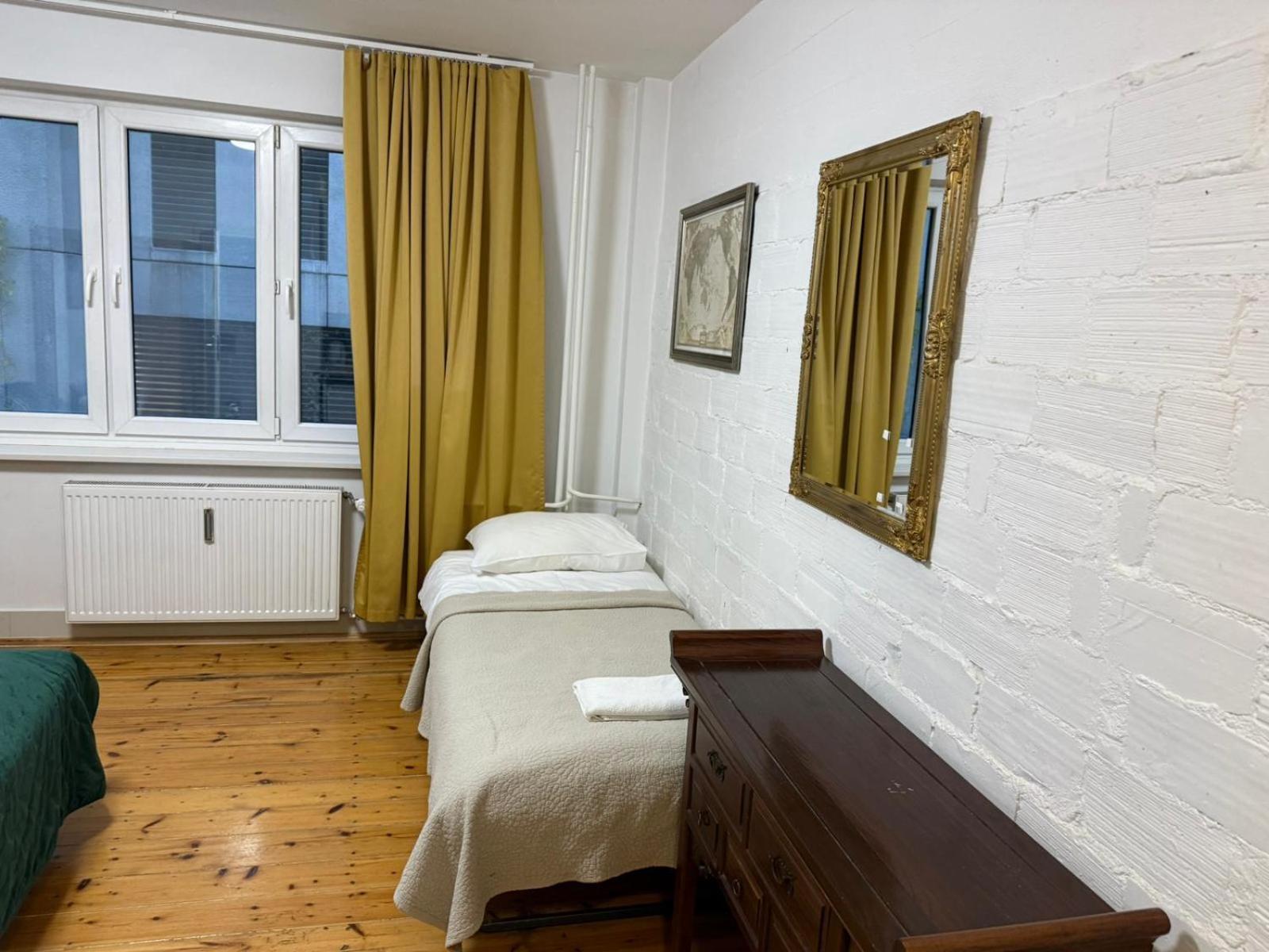 L Ajax Copernicus Center Apartamento *