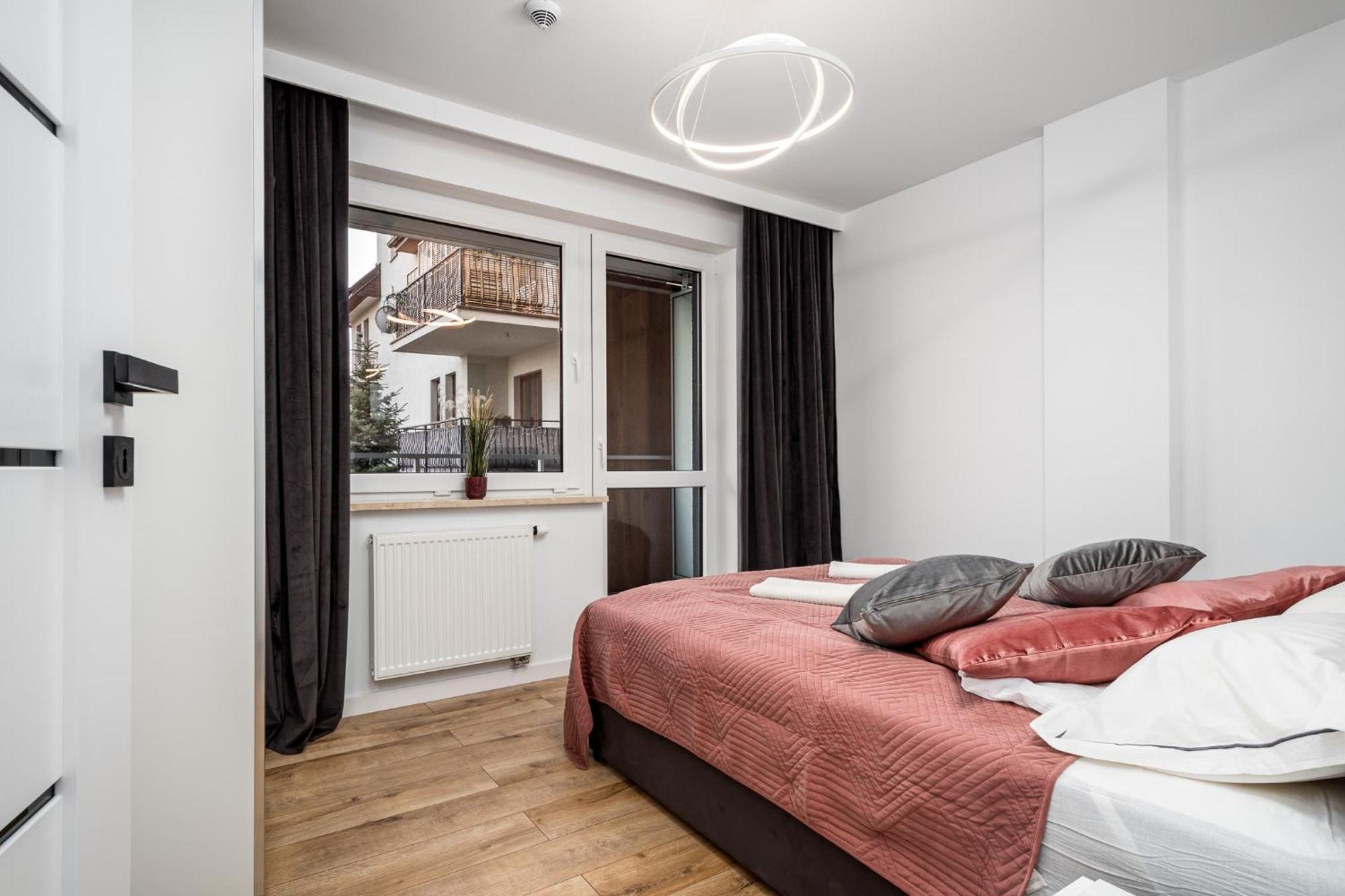 Pileckiego 59 By Perfect Free Parking Apartment *