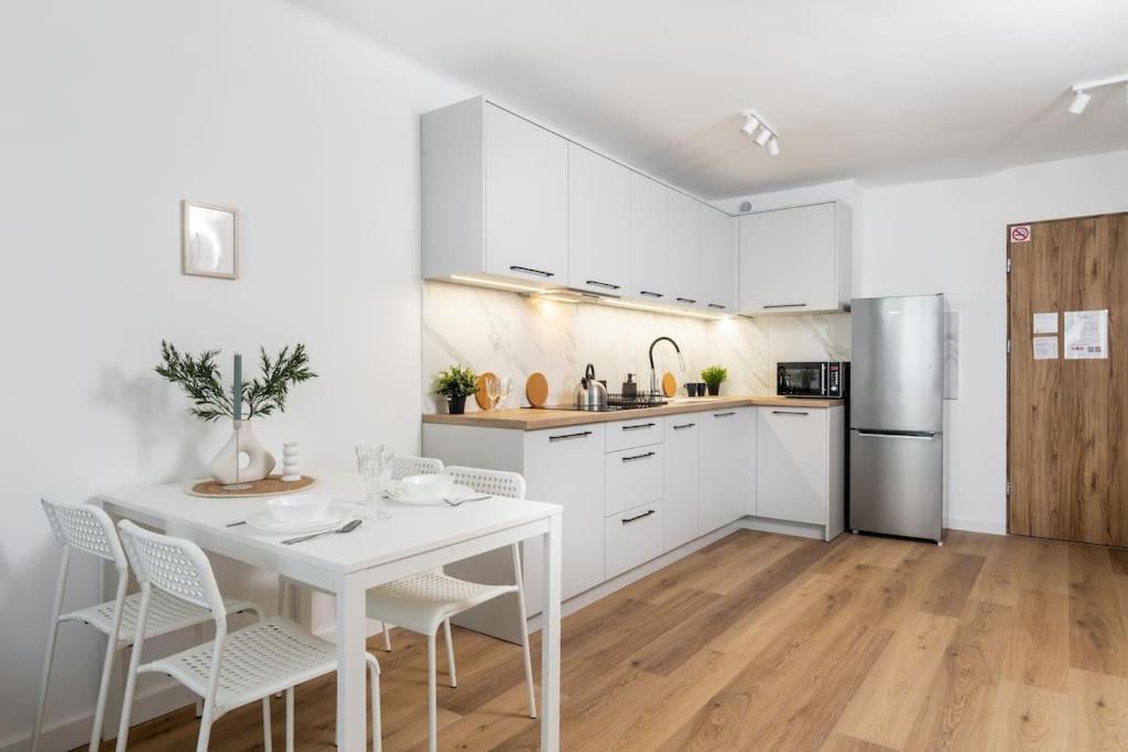 Superapart Jana Pawla Ii 312 Warsaw