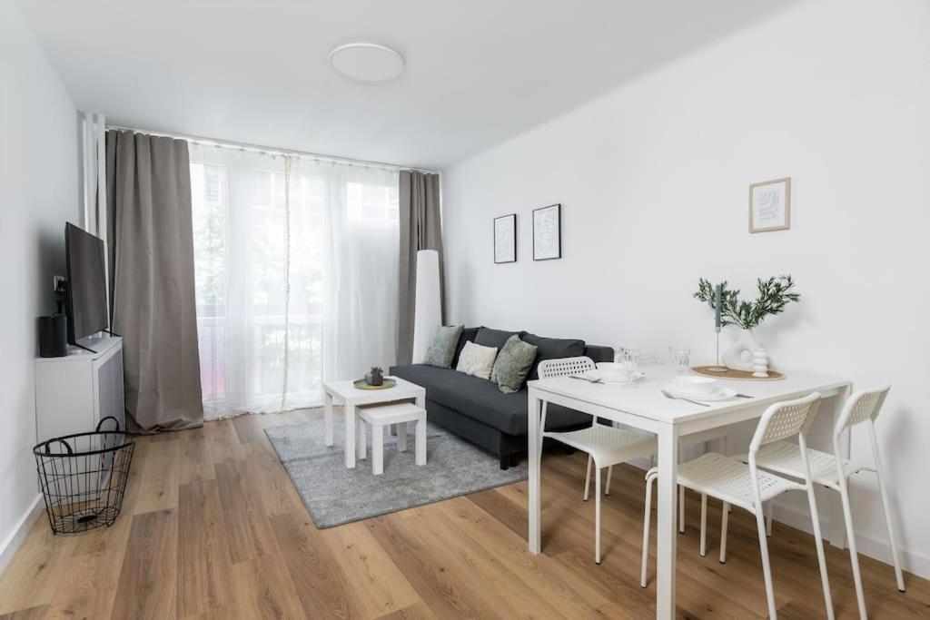 Apartment Superapart Jana Pawla Ii 312 Warsaw